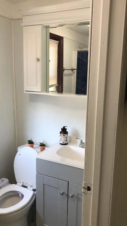 Cozy Room With Private Bathroom New York